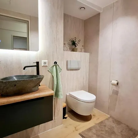 Wunderschoene Und Zentrumsnahe 75 Qm Appartement Fribourg im Breisgau